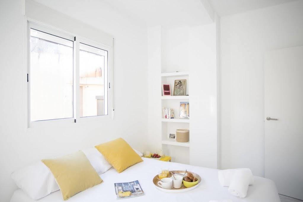 Apartamentos El Pilar Valencia Luaran gambar
